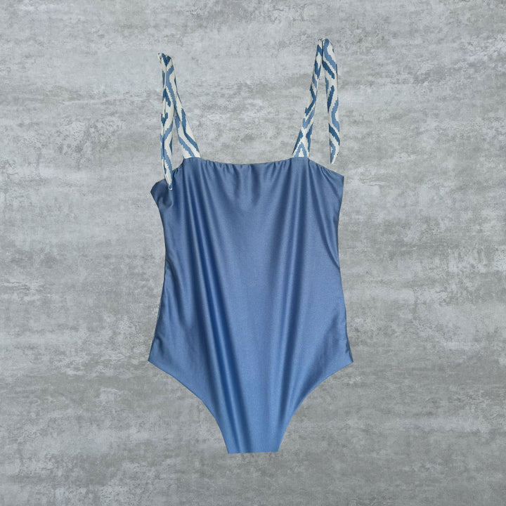 Bañador Colán Celeste print reversible a celeste satinado