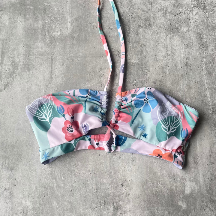 Top Nasau flores rosadas reversible a lavanda